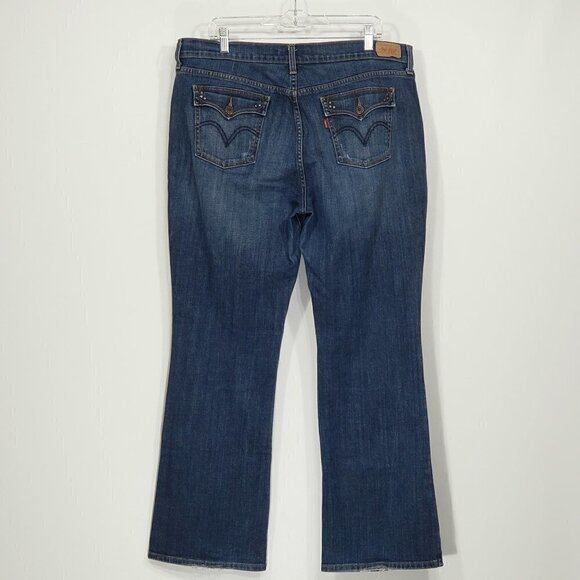 Levis 515  Boot Cut Jeans  Women's Size 16M Lightly distressed  NWOT - Picture 2 of 4